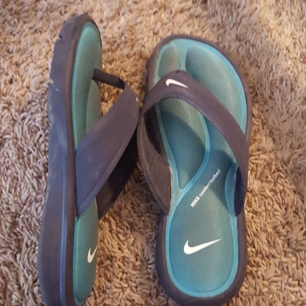 Nike Flip Flops